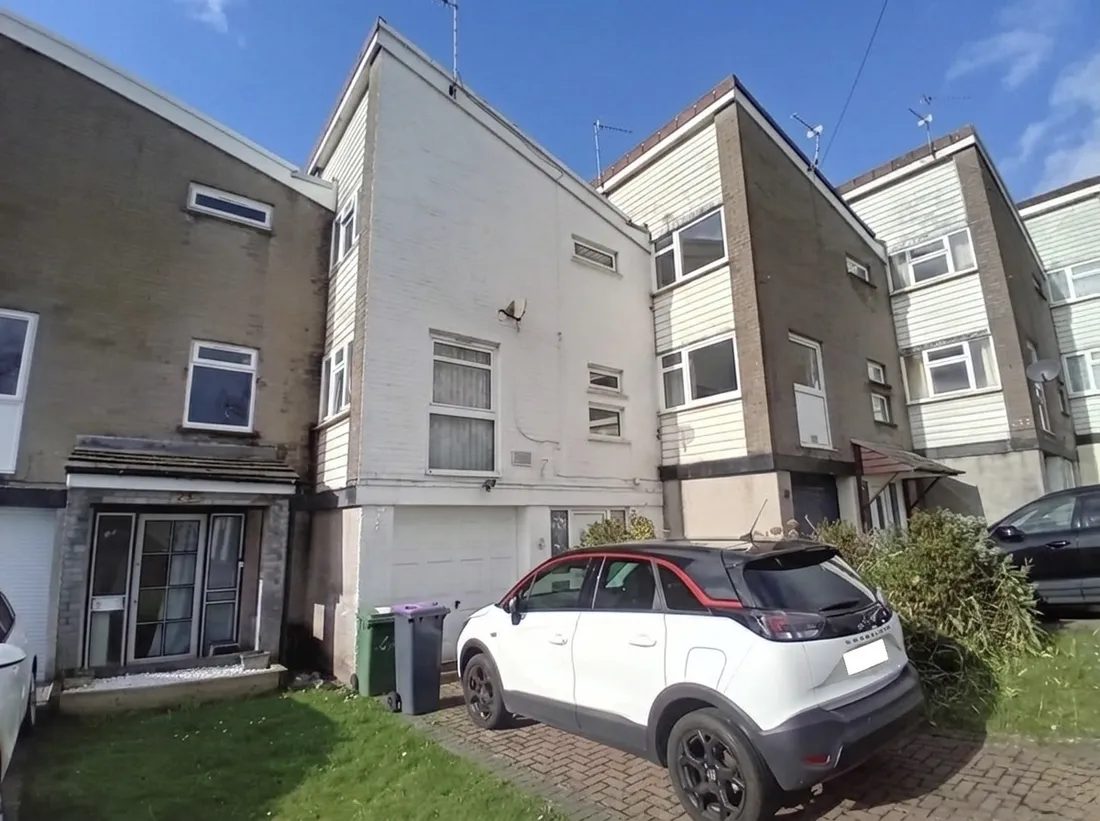 Property photo 1
