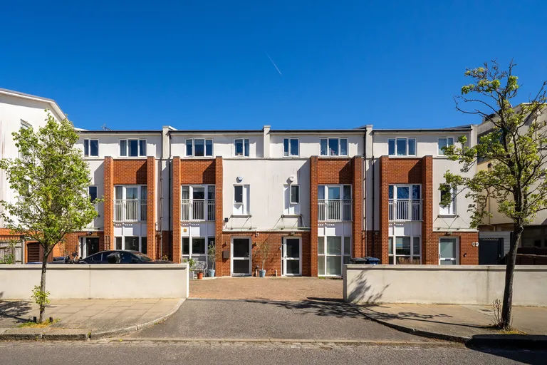 Park View Road, Ealing, W5