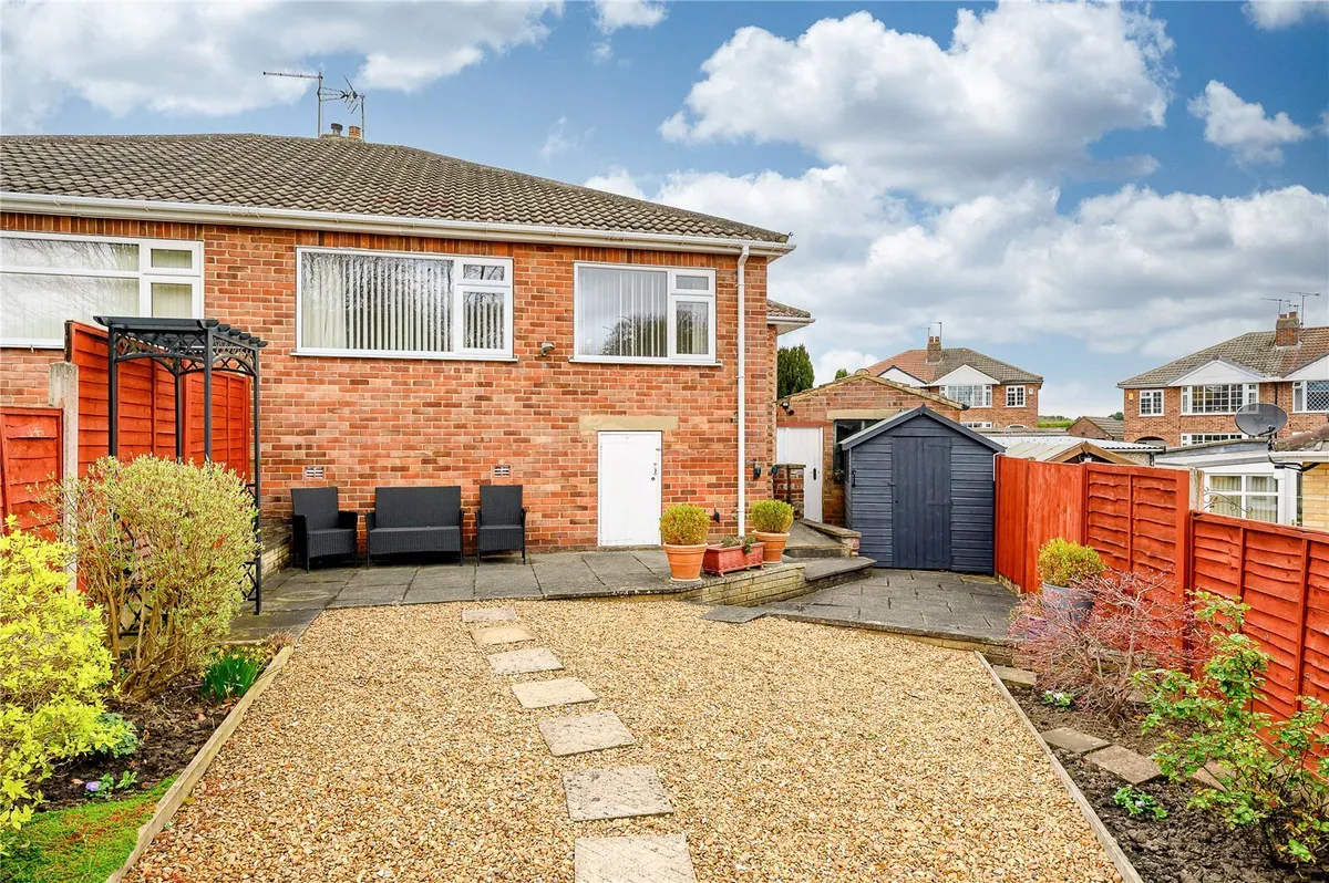 Crofton Rise, Shadwell, LS17