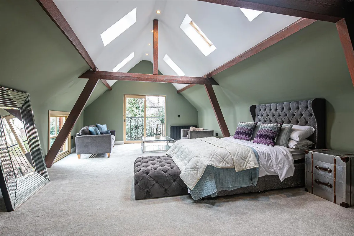 8 Sandbeck Place, Sharrowvale, S118XP