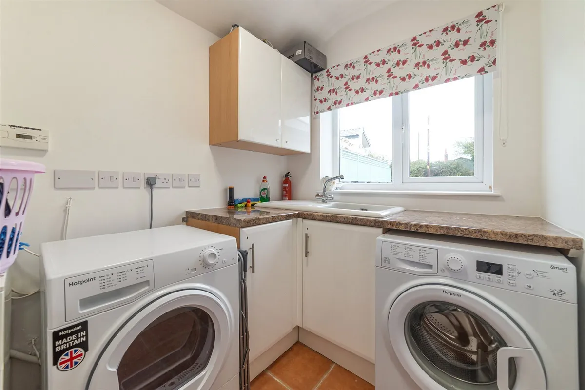 Beach Road, Benllech, Tyn-y-Gongl, Isle of Anglesey, LL74