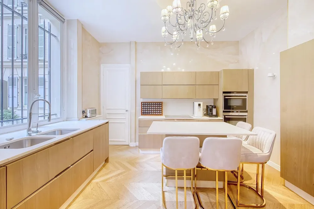 Paris 16th (Porte-Dauphine), 75016, France
