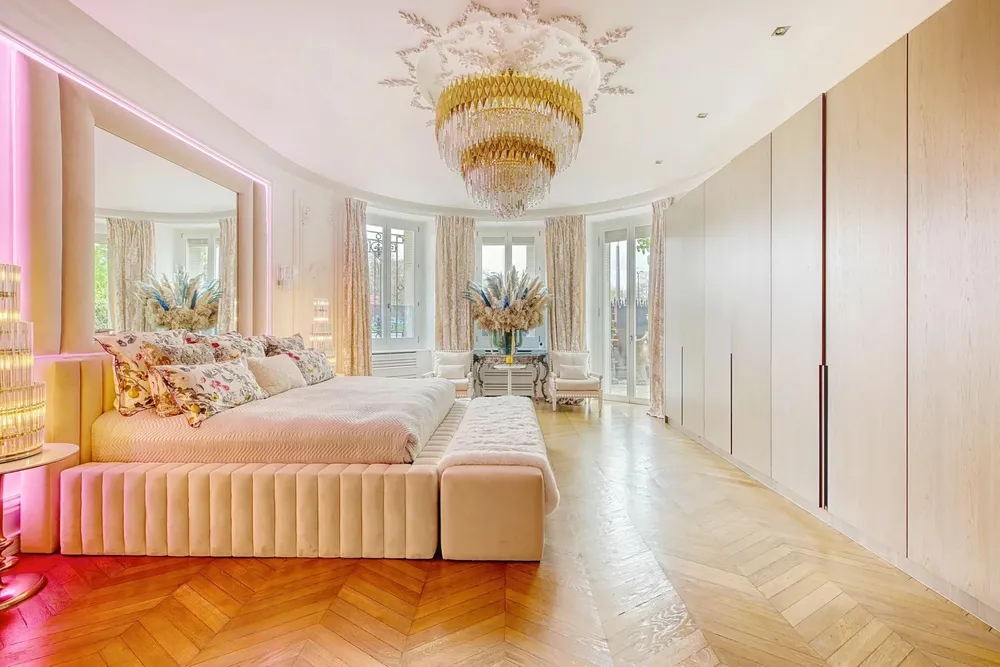 Paris 16th (Porte-Dauphine), 75016, France