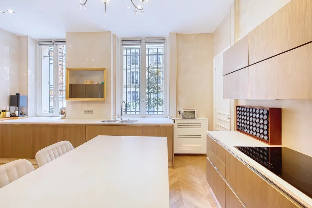 Paris 16th (Porte-Dauphine), 75016, France