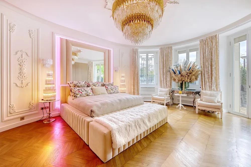 Paris 16th (Porte-Dauphine), 75016, France
