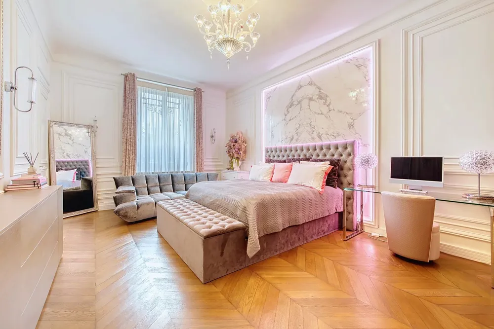 Paris 16th (Porte-Dauphine), 75016, France