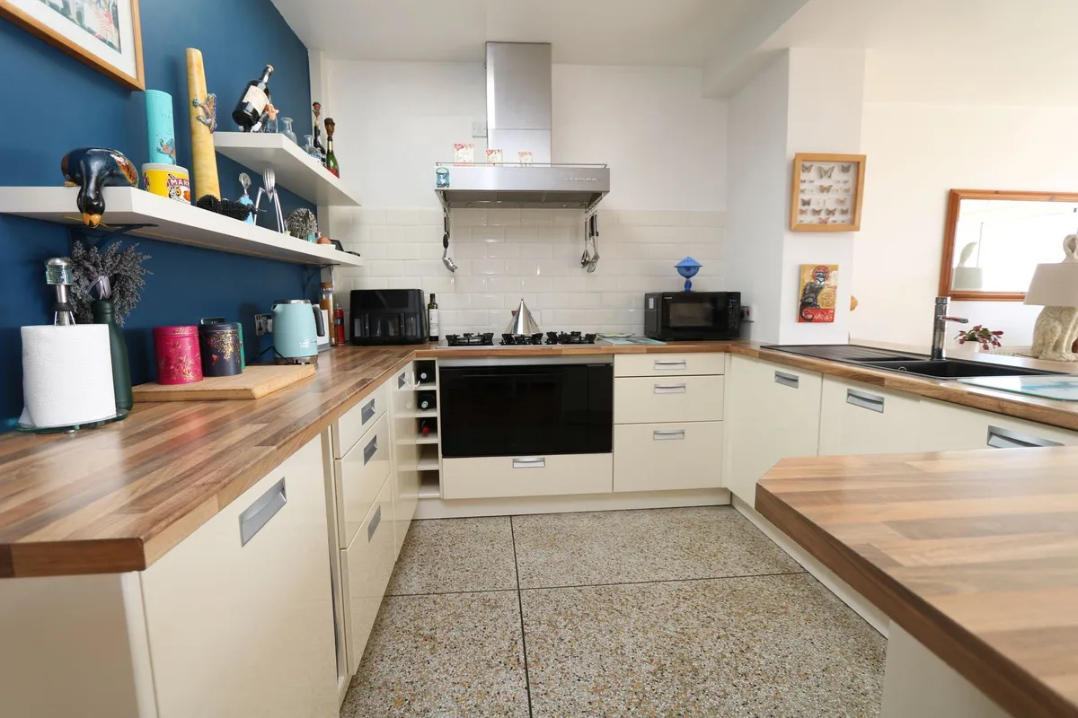 Fontygary Road, Rhoose, CF62 3DU