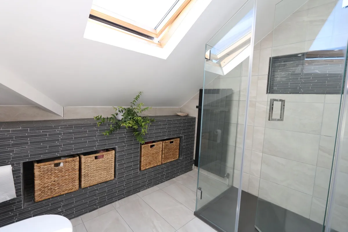 Fontygary Road, Rhoose, CF62 3DU
