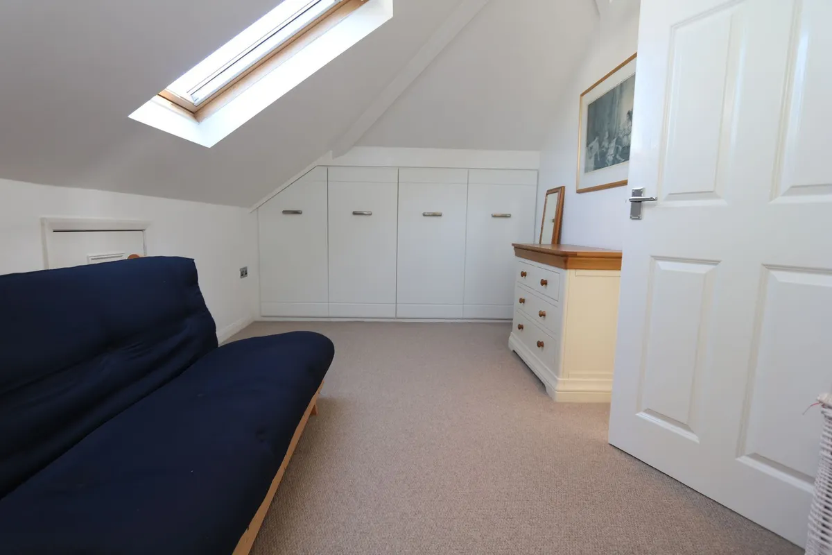 Fontygary Road, Rhoose, CF62 3DU