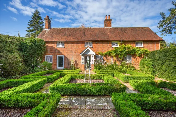 Spring Cottage, Sherborne St John, RG24