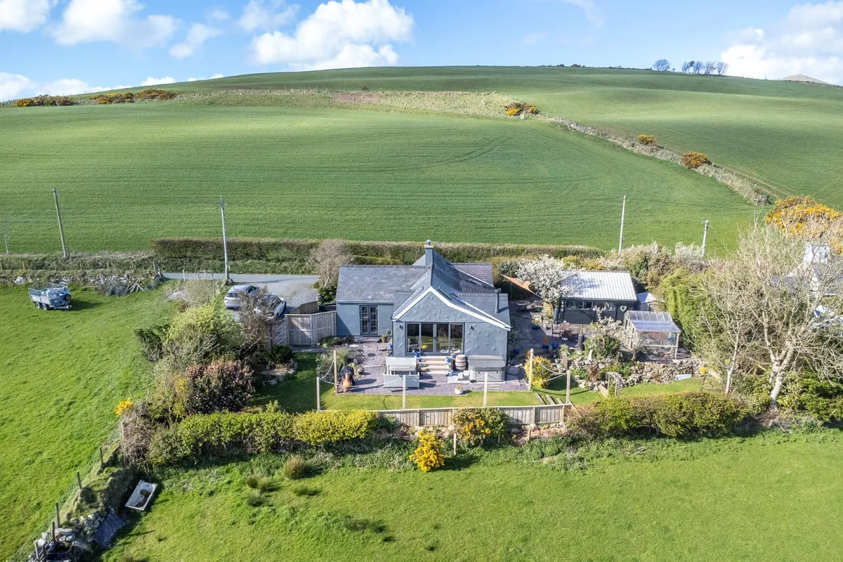Llanaelhaearn, Caernarfon, Gwynedd, LL54