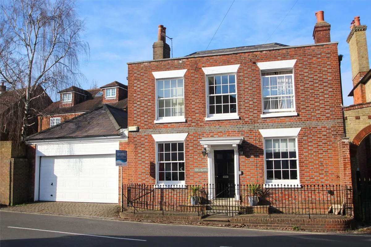High Street, Hamble, Southampton, Hampshire, SO31