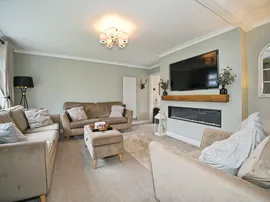 Clos Leland, Llantrisant, Pontyclun thumb 2