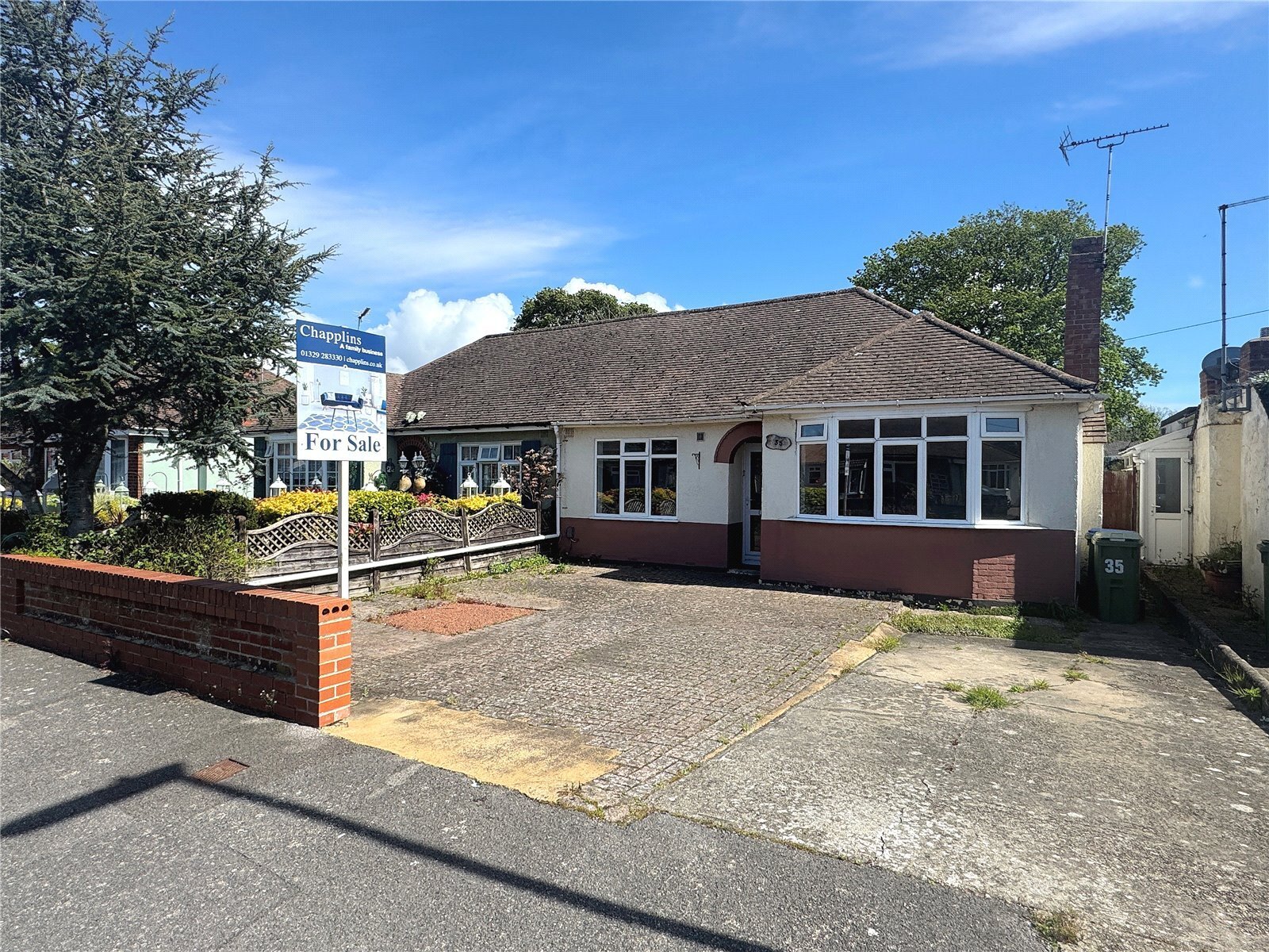Eastfield Avenue, Fareham, Hampshire, PO14 Image 1