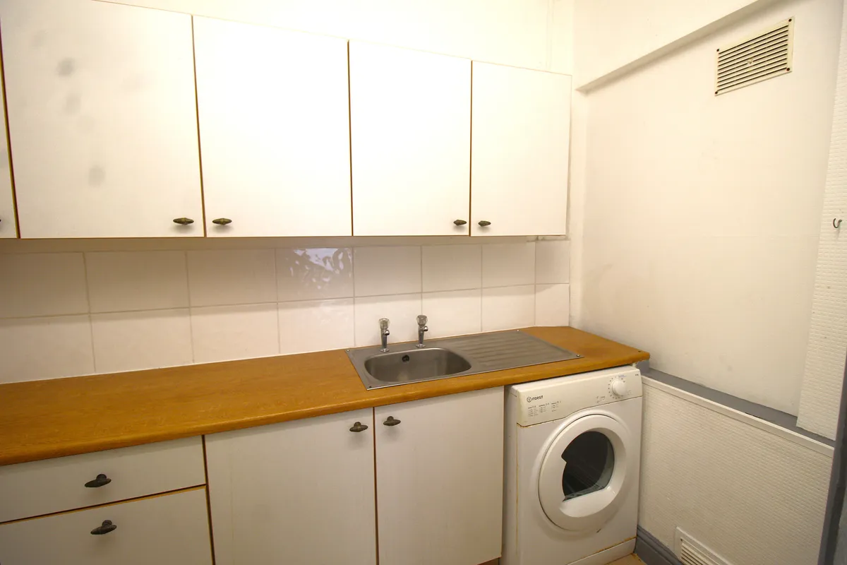 Prime High Street Commercial Space  Flexible Layout  High Footfall Location, Yorkshire Street, Oldham, OL1