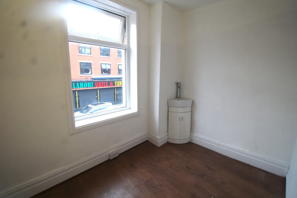 Prime High Street Commercial Space  Flexible Layout  High Footfall Location, Yorkshire Street, Oldham, OL1