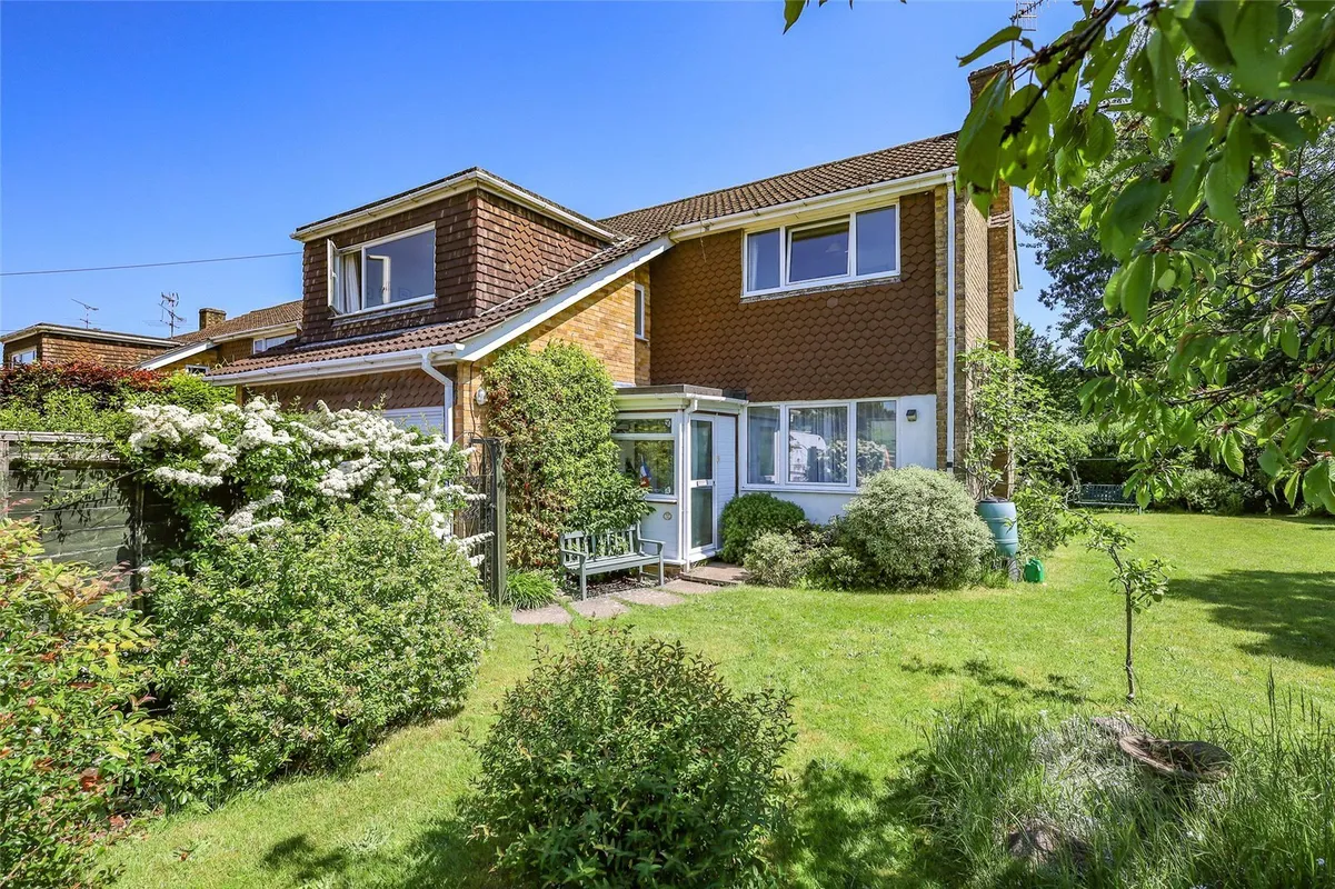 Greenfields, Liss, Hampshire, GU33