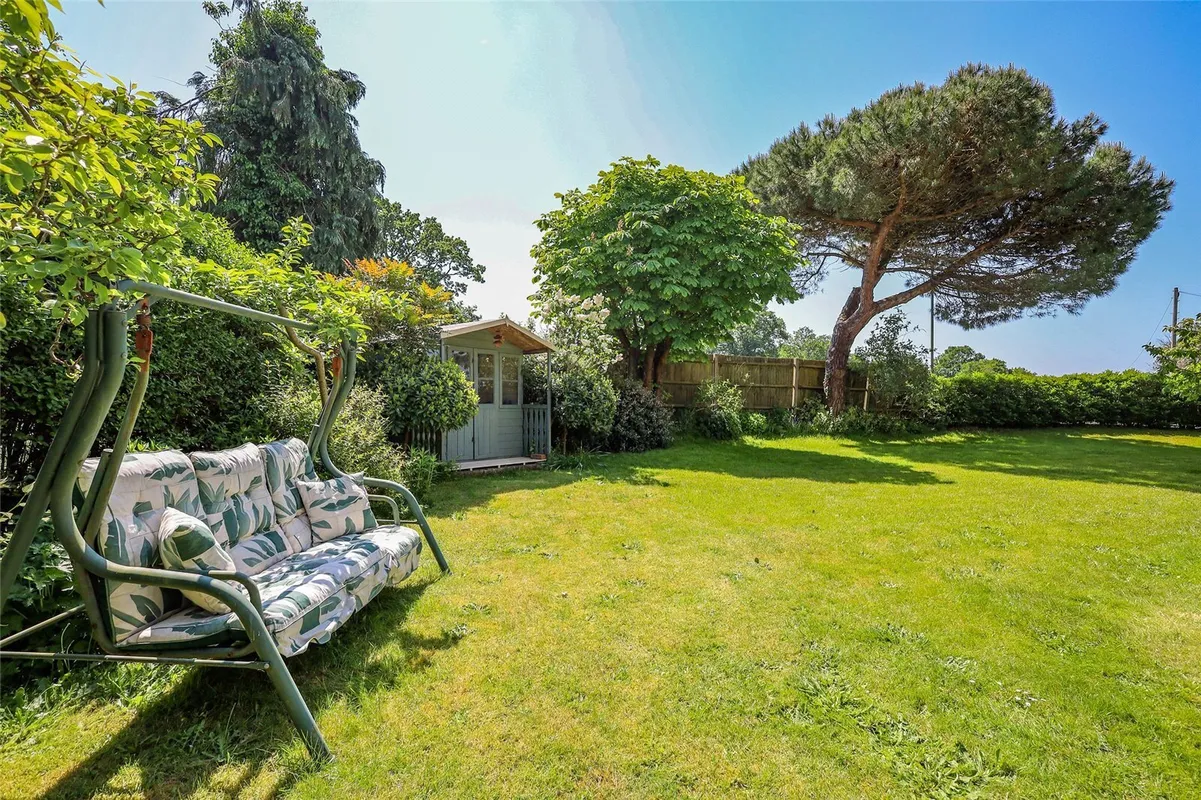 Greenfields, Liss, Hampshire, GU33