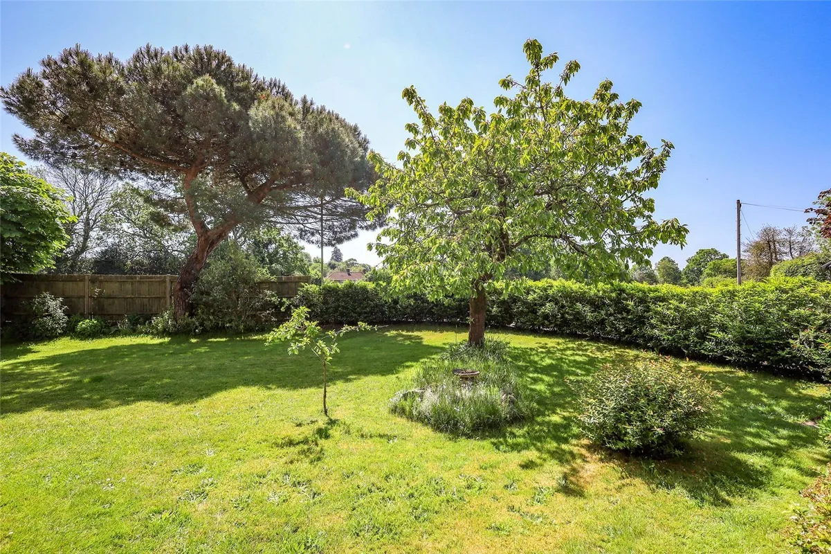 Greenfields, Liss, Hampshire, GU33