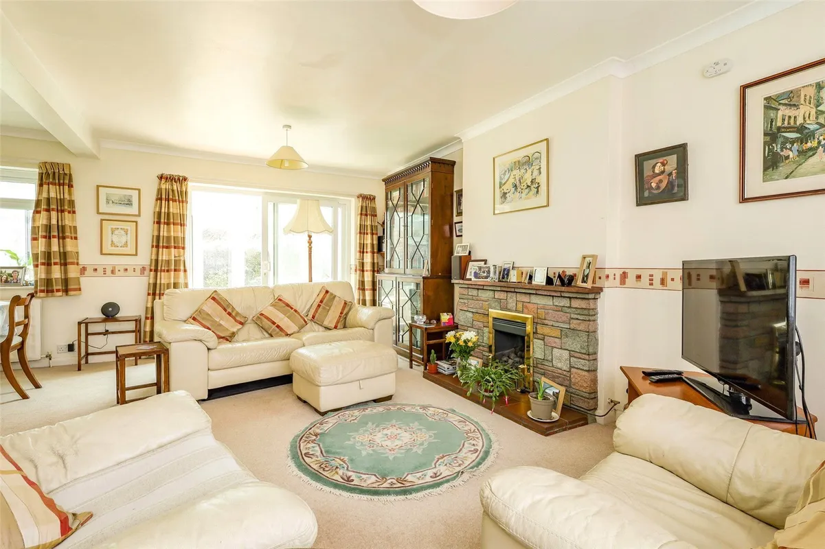 Greenfields, Liss, Hampshire, GU33