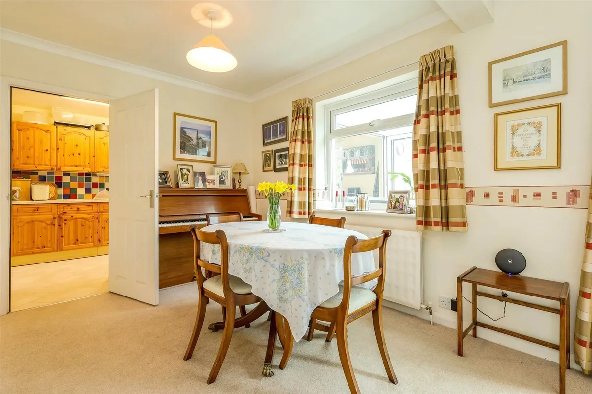 Greenfields, Liss, Hampshire, GU33