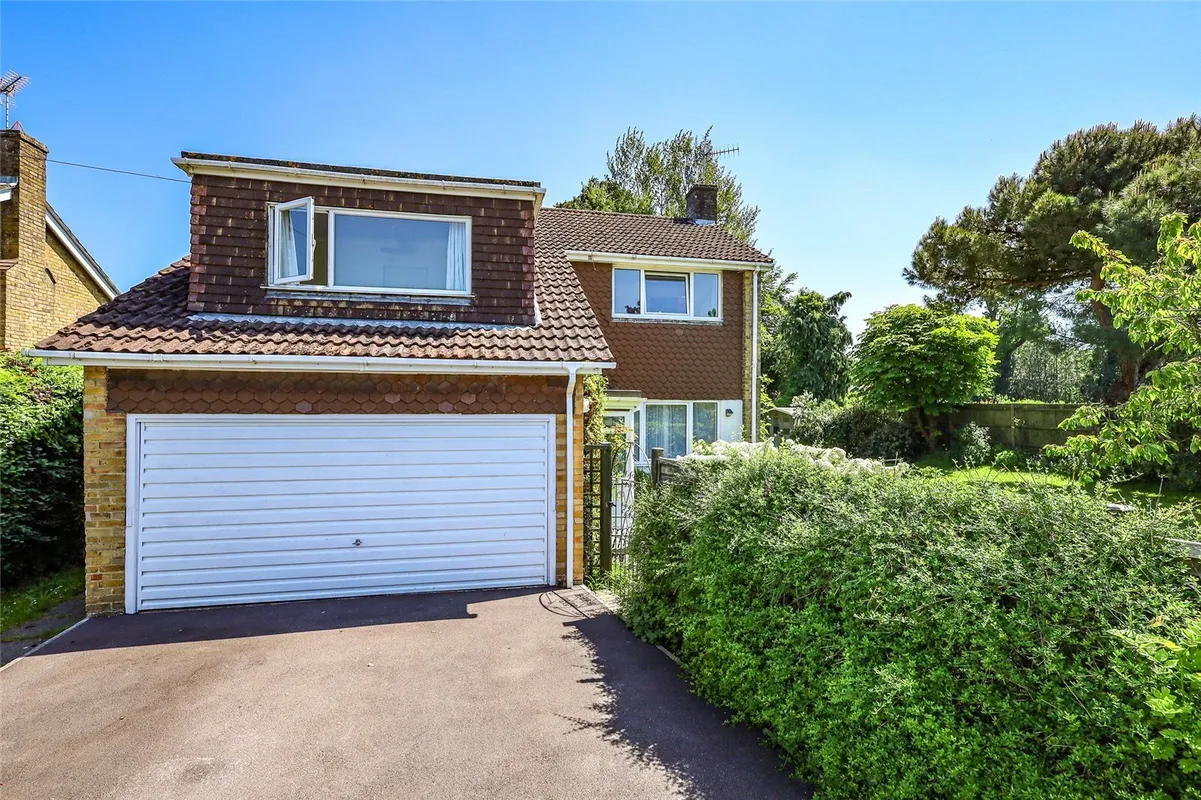 Greenfields, Liss, Hampshire, GU33