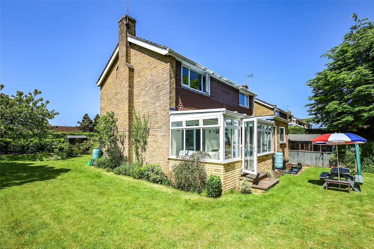 Greenfields, Liss, Hampshire, GU33