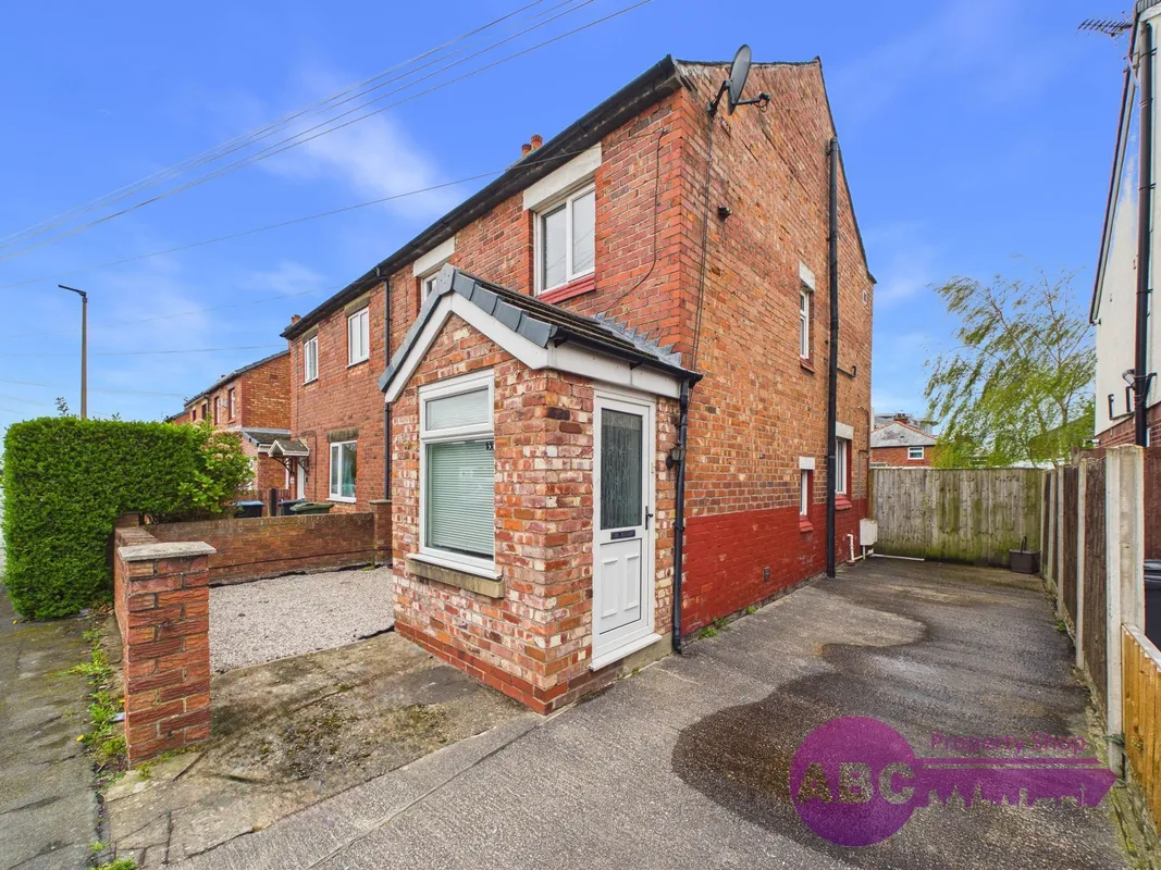 Aldgate, Ellesmere Port, Cheshire, CH65 8EF