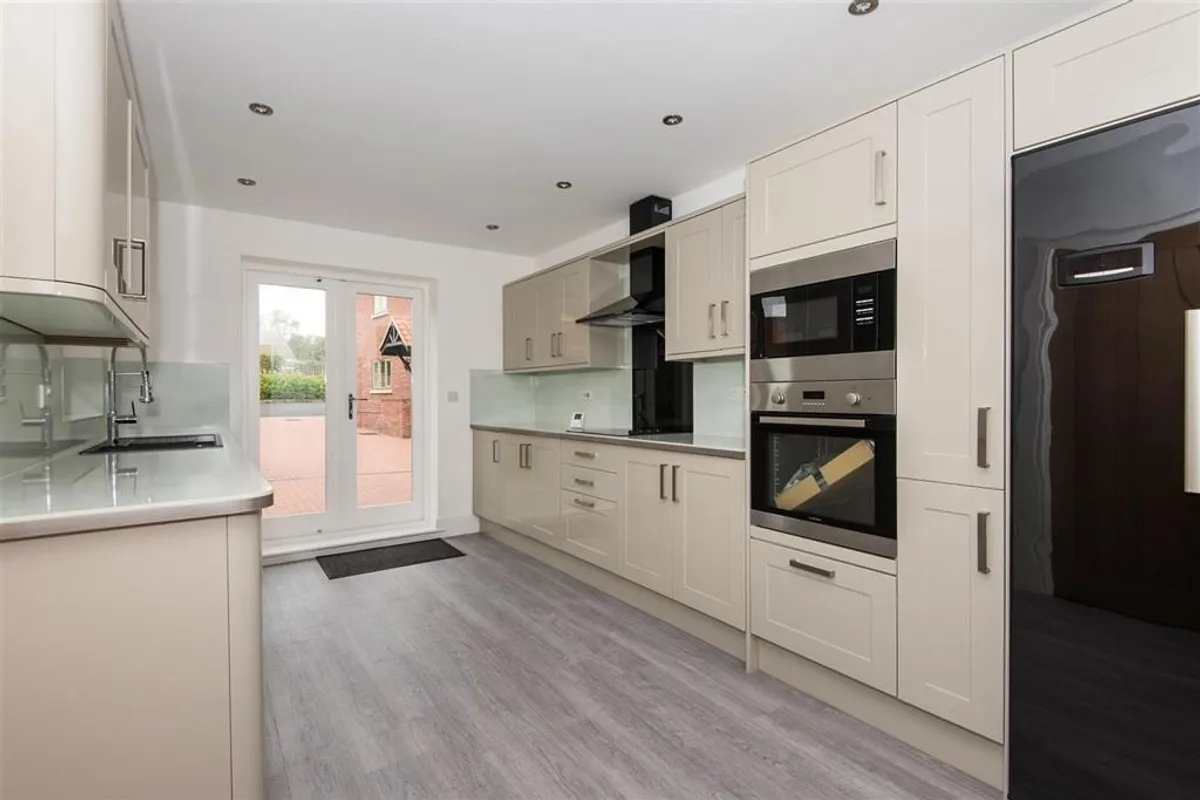 Welwyn Close, East Markham, NEWARK