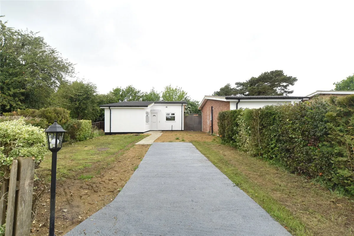 Aspal Hall Road, Beck Row, Bury St. Edmunds, Suffolk, IP28