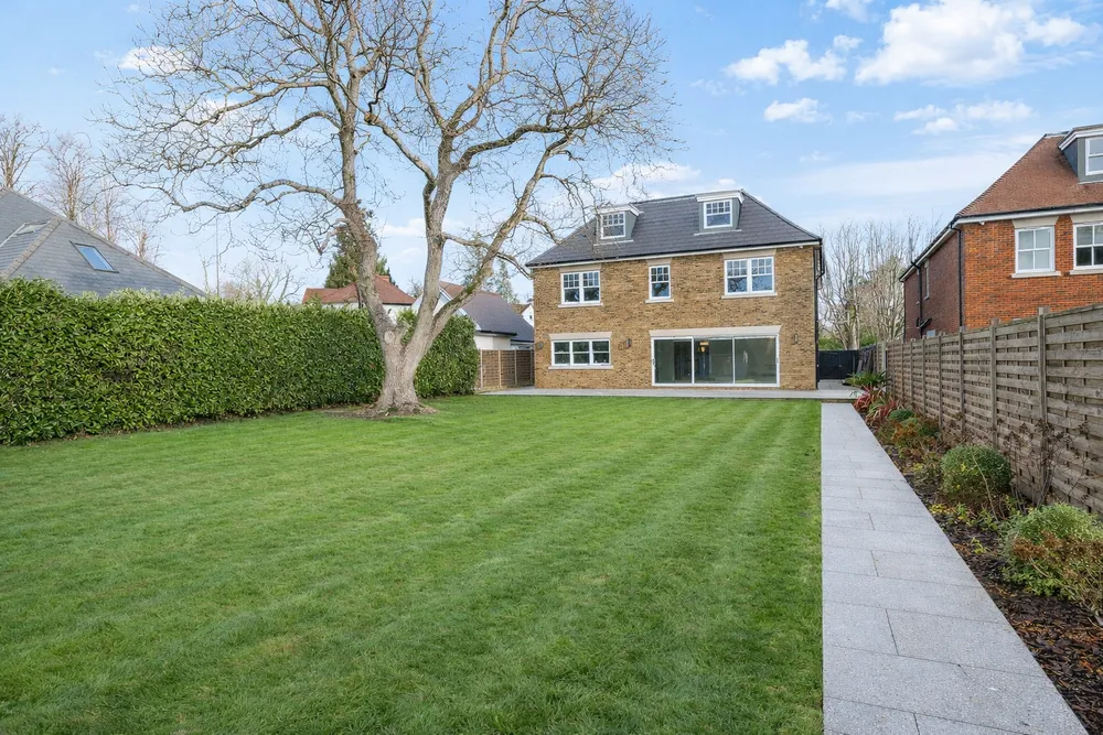 Furze Grove, Kingswood, KT20
