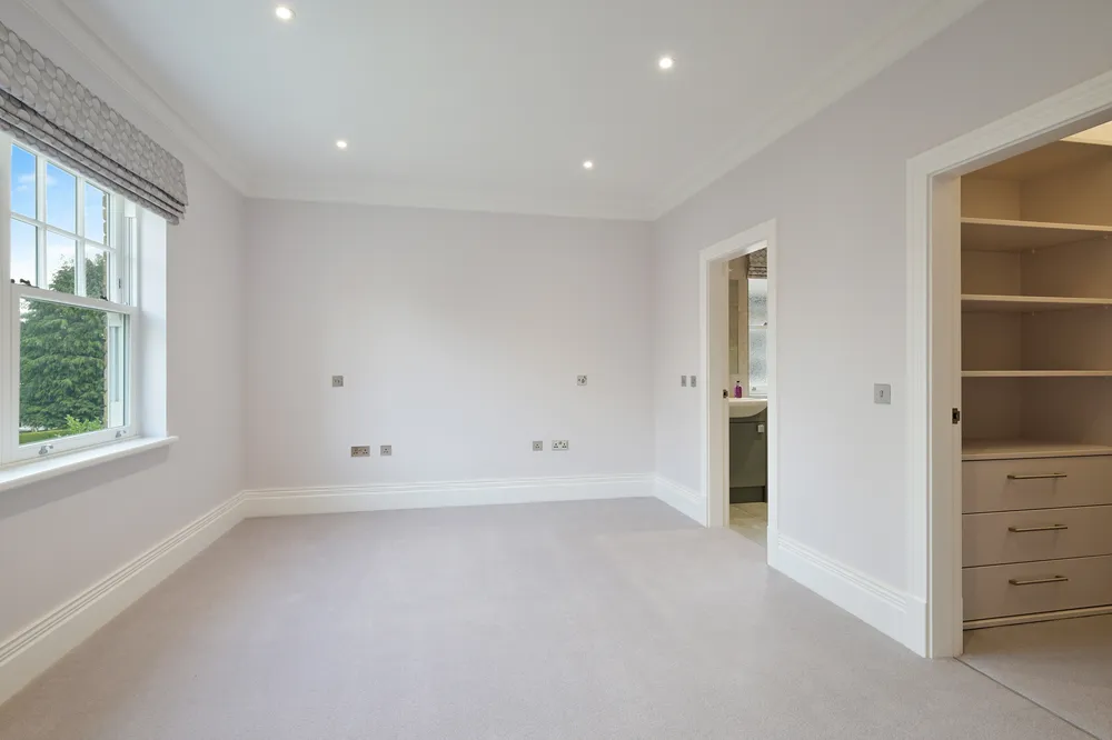 Furze Grove, Kingswood, KT20