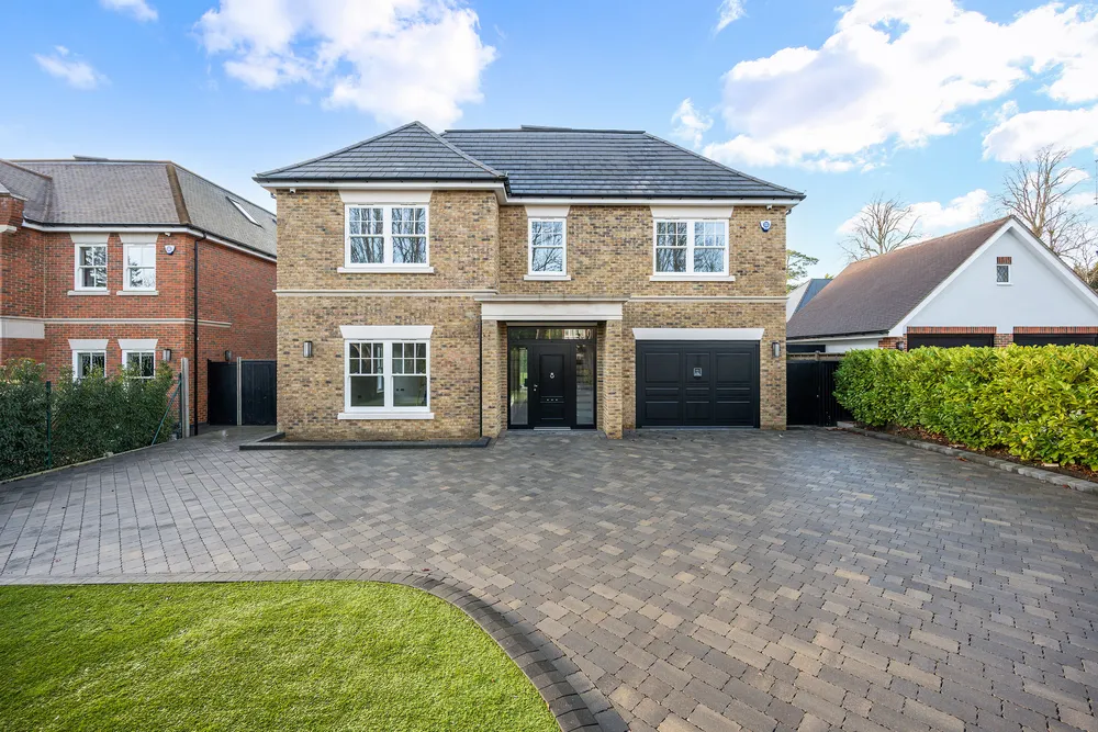 Furze Grove, Kingswood, KT20