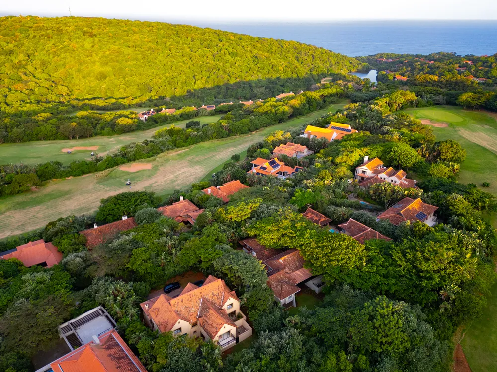 South Africa, KwaZulu Natal, Zimbali Estate, Pitchingwedge, 16