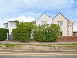 Warmsworth Road, Balby, Doncaster photo