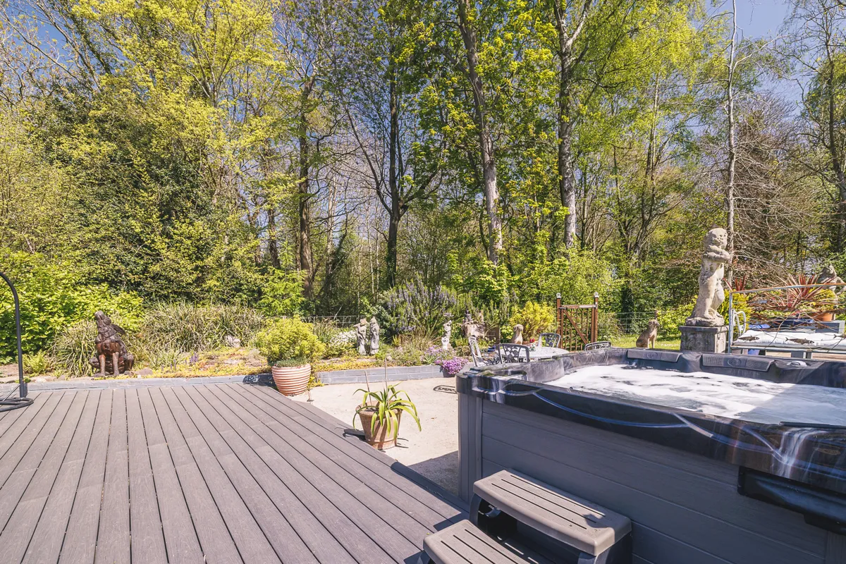 Harewood End, Hereford, Herefordshire, HR2