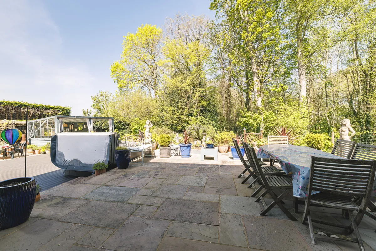 Harewood End, Hereford, Herefordshire, HR2