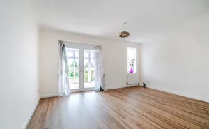Louville Close, Paignton, Devon, TQ4 photo