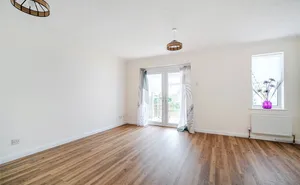 Louville Close, Paignton, Devon, TQ4 photo