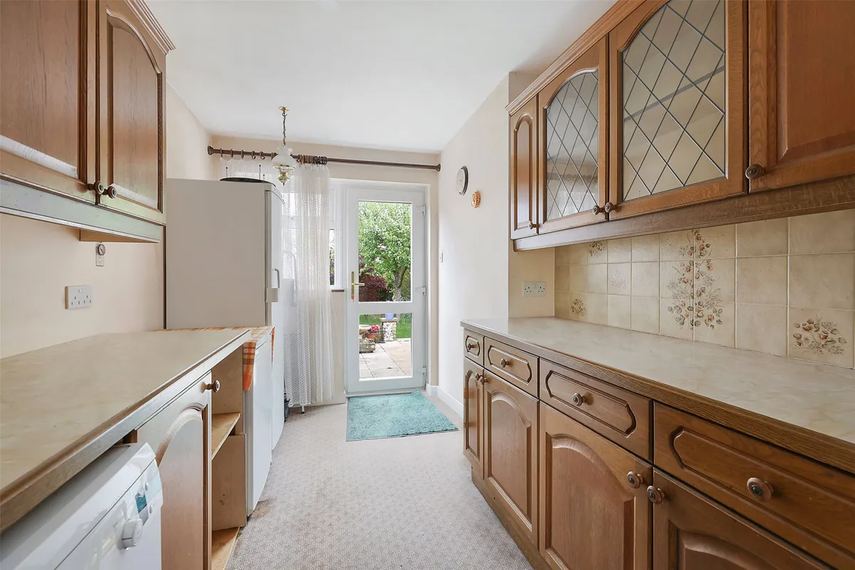 Cobham Road, Fetcham, Leatherhead, Surrey, KT22
