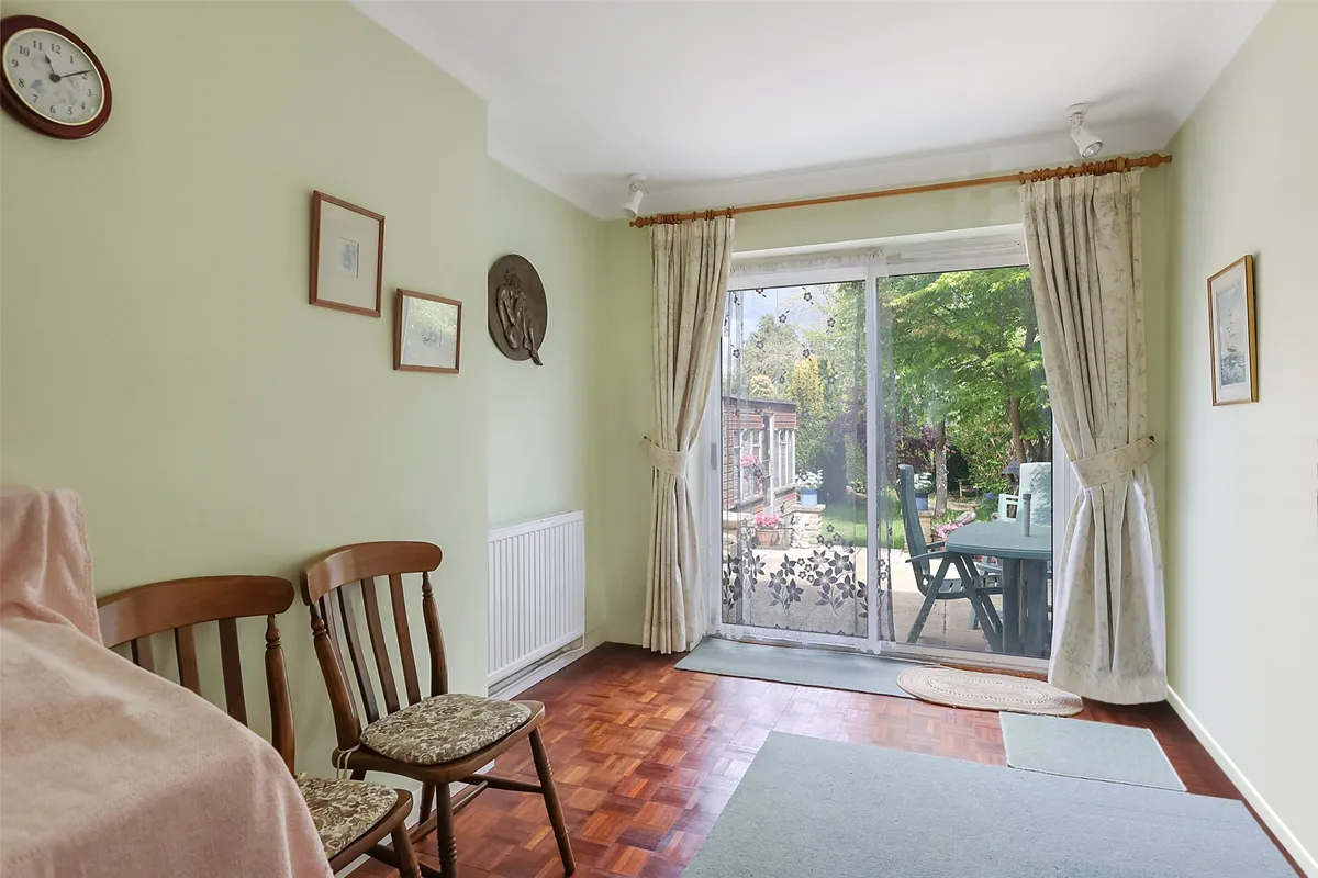 Cobham Road, Fetcham, Leatherhead, Surrey, KT22