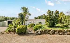 Meaver Road, Mullion, Helston, Cornwall, TR12 photo