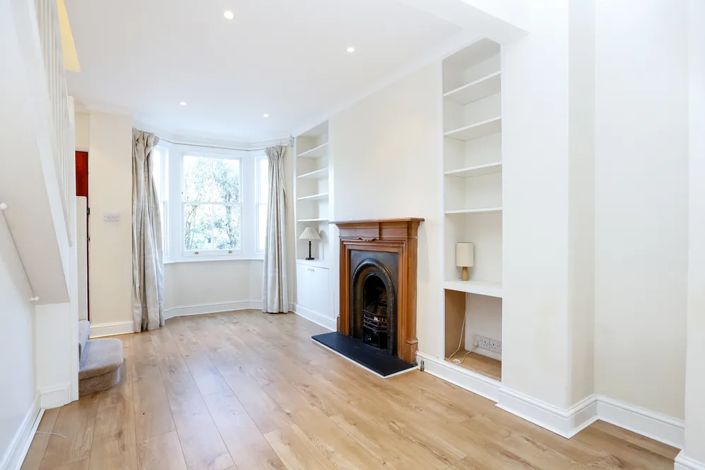 Sandycombe Road, Richmond, TW9 photo 3