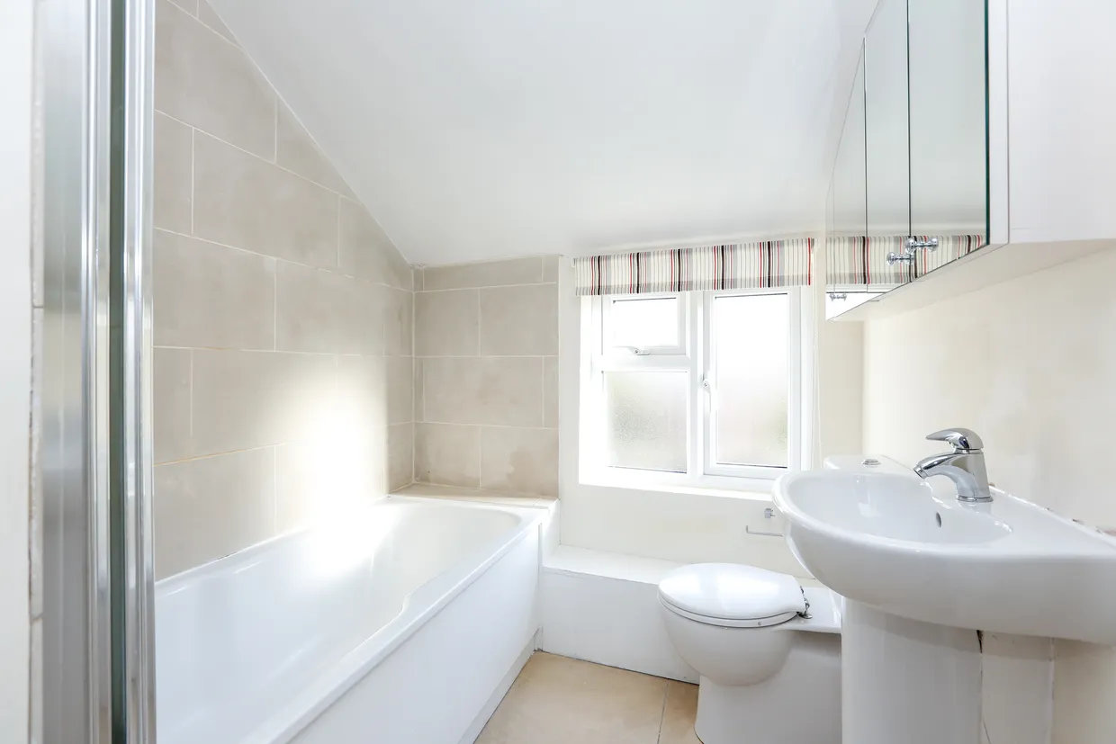 Sandycombe Road, Richmond, TW9 photo 12