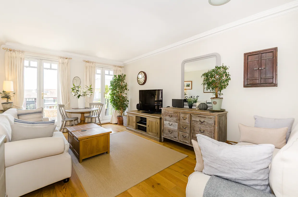 Clevedon Road, TWICKENHAM, TW1 photo 3