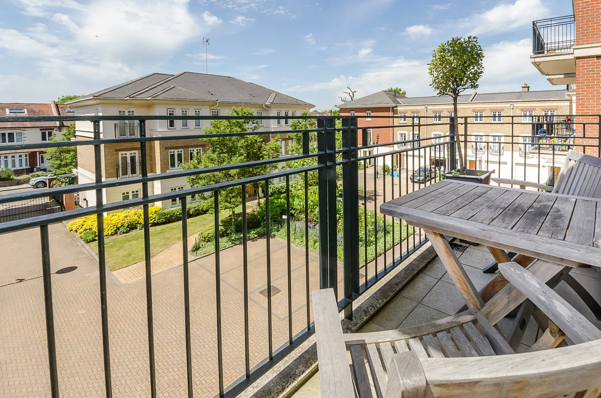 Clevedon Road, TWICKENHAM, TW1 photo 9
