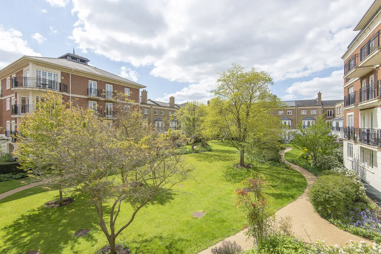 Clevedon Road, TWICKENHAM, TW1 photo 10