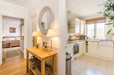 Clevedon Road, TWICKENHAM, TW1 photo 11