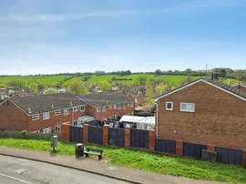 Glendon Road, Rothwell, Kettering thumb 2