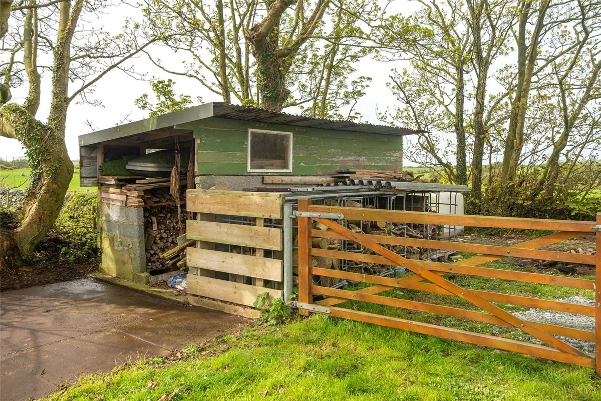 Llanfachraeth, Holyhead, Isle of Anglesey, LL65